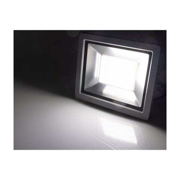 LED Fluter SlimLine CTF-SLT10 PIR – 10W, 923?Lumen, IP65, 4000K, Bewegungsmelder, 230V