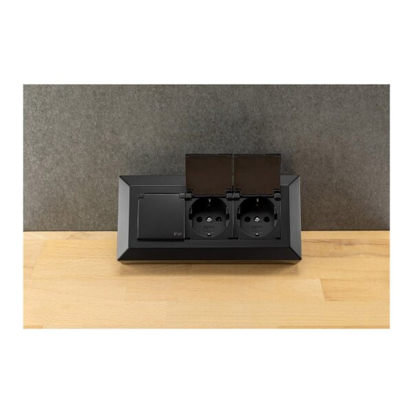 3-fach Steckdosenblock, schwarz 250V~/ 16A, Aufbaumontage mit Klappen