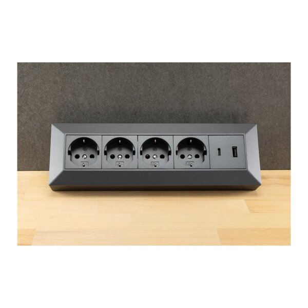 4-fach Steckdosenblock in Anthrazit