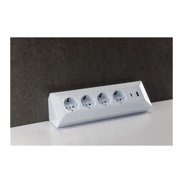 4-fach Steckdosenblock in Weiß