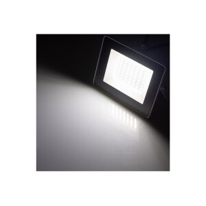 LED Fluter 30W Weiß 2503lm – Außenstrahler IP65 4000K SlimLine