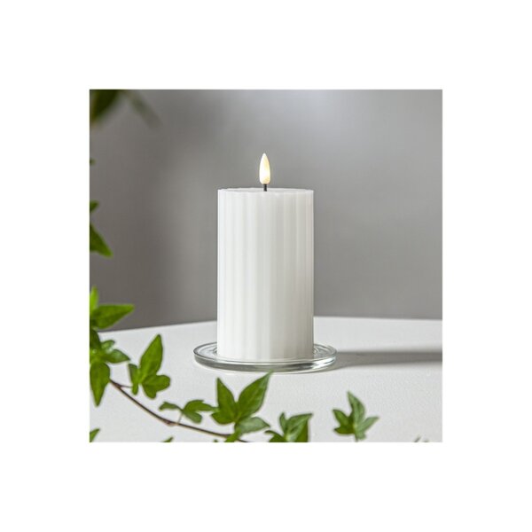 LED-Stumpenkerze Weiß – 15?cm | Flamme Stripe mit Timer & geriffelter Oberfläche