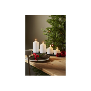 Wachskerze "Flamme" – Weiß, 12?cm mit LED-Flamme & Timer, 200h Laufzeit