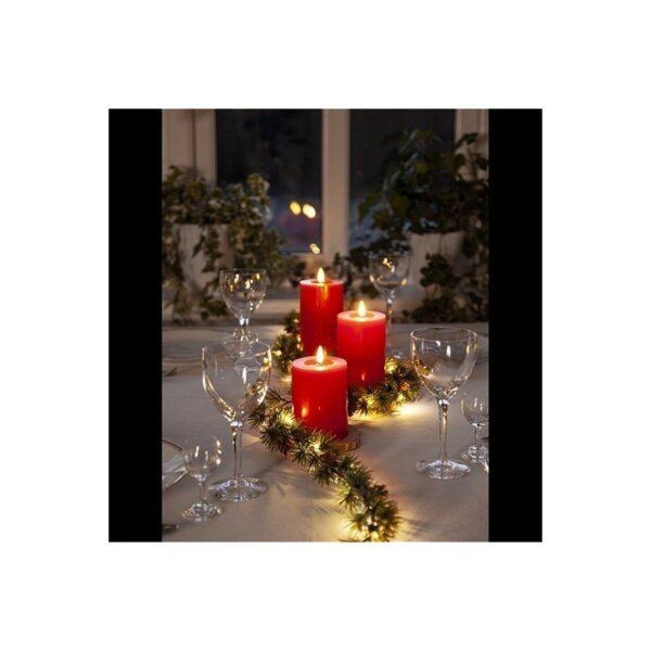 LED-Wachskerze mit natrurgetreuer Flamme in rot 17cm