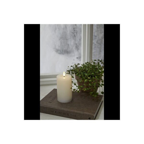 LED Stumpenkerze "Flamme Flow" 15cm weiß